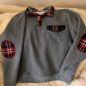 Entro gray quilted sweatshirt with plaid pocket and elbow patch details size L